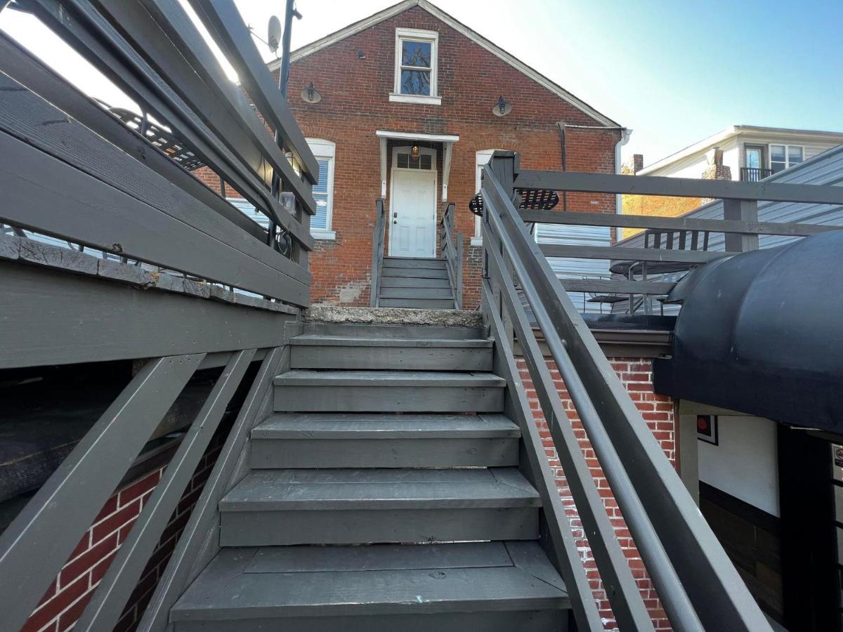 Apartamento Wild West Getaway Saint Charles Exterior foto