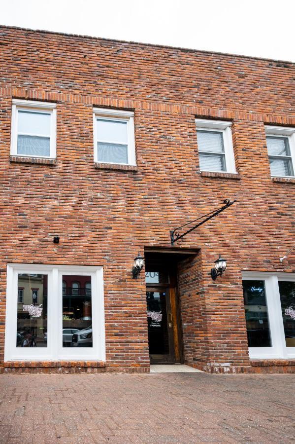 Apartamento Wild West Getaway Saint Charles Exterior foto